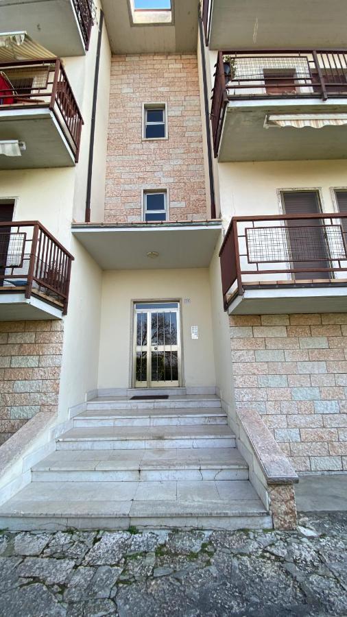 Apartamento House Paradiso Castelnuovo del Garda Exterior foto