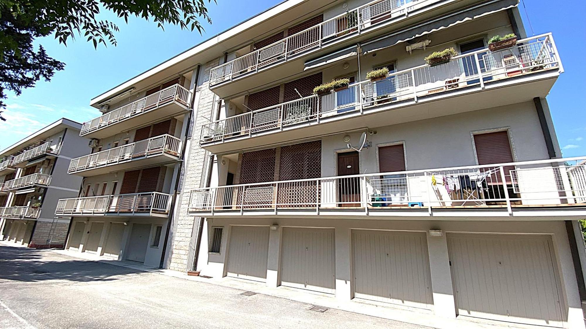 House Paradiso Castelnuovo del Garda Exterior foto